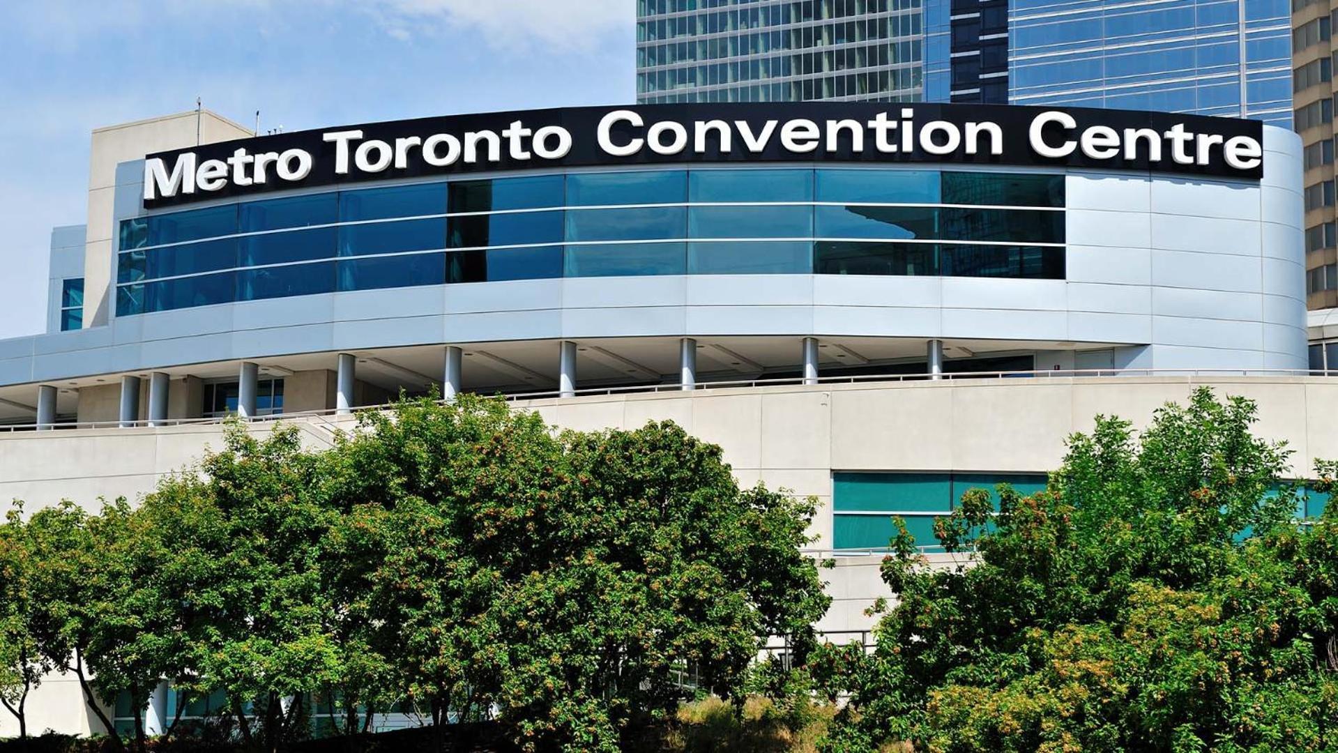 3 Bedroom Beside Cn Tower With Parking Downtown Toronto Exteriör bild